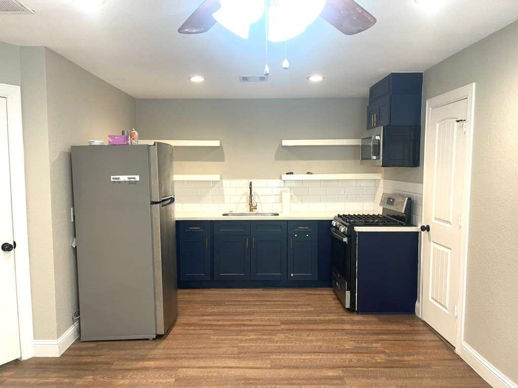 3807 Edison St #3807 - Photo 3 of 11