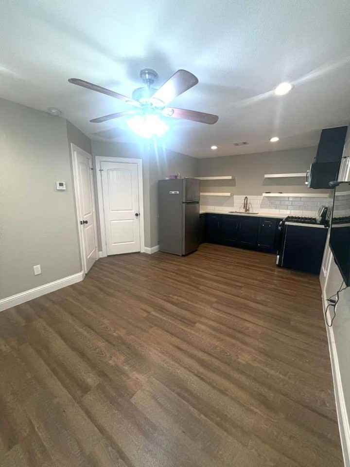 3807 Edison St #3807 - Photo 4 of 11