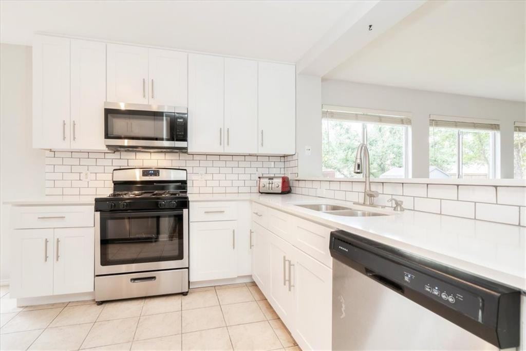 20805 Jumpers Delight Ln #20805 - Photo 3 of 28