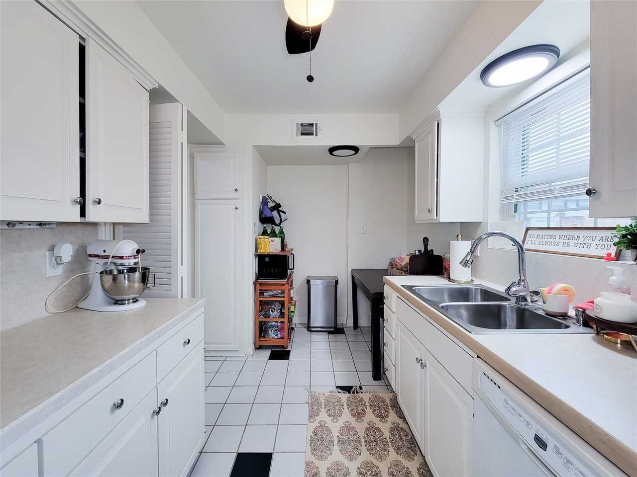 2021 Winrock Blvd #2021-167 - Photo 4 of 22