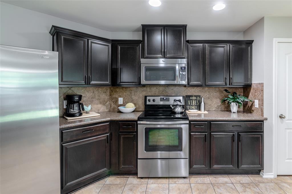 904 Strickling Dr #904 - Photo 5 of 19