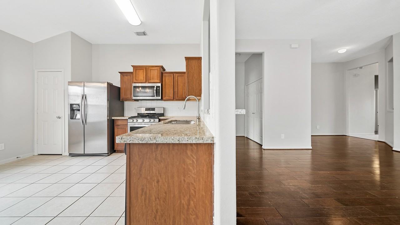 15710 Flagstone Walk Way #15710 - Photo 3 of 27