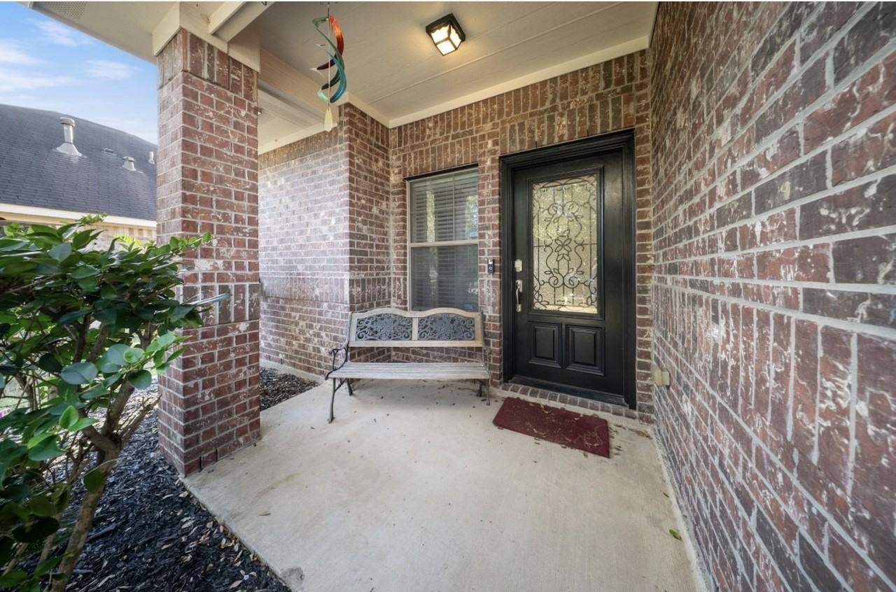 18123 Hillock Glen Ln #18123 - Photo 2 of 21