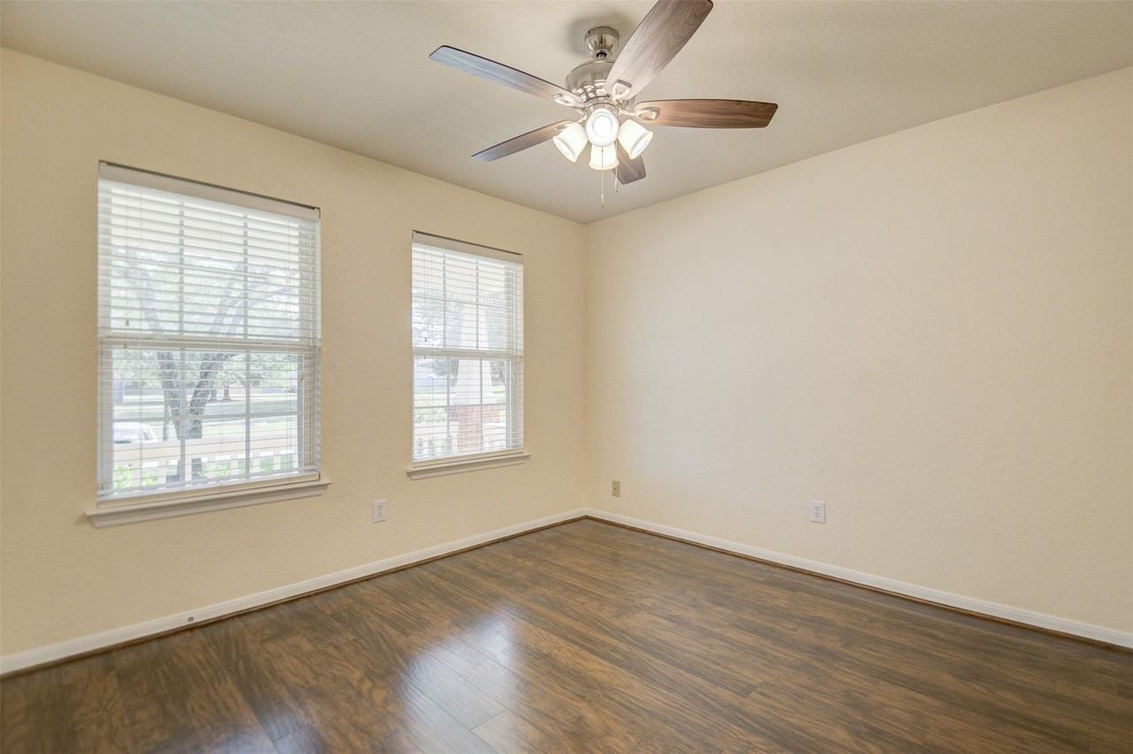 17523 Cypress Orchard Ln #17523 - Photo 4 of 21