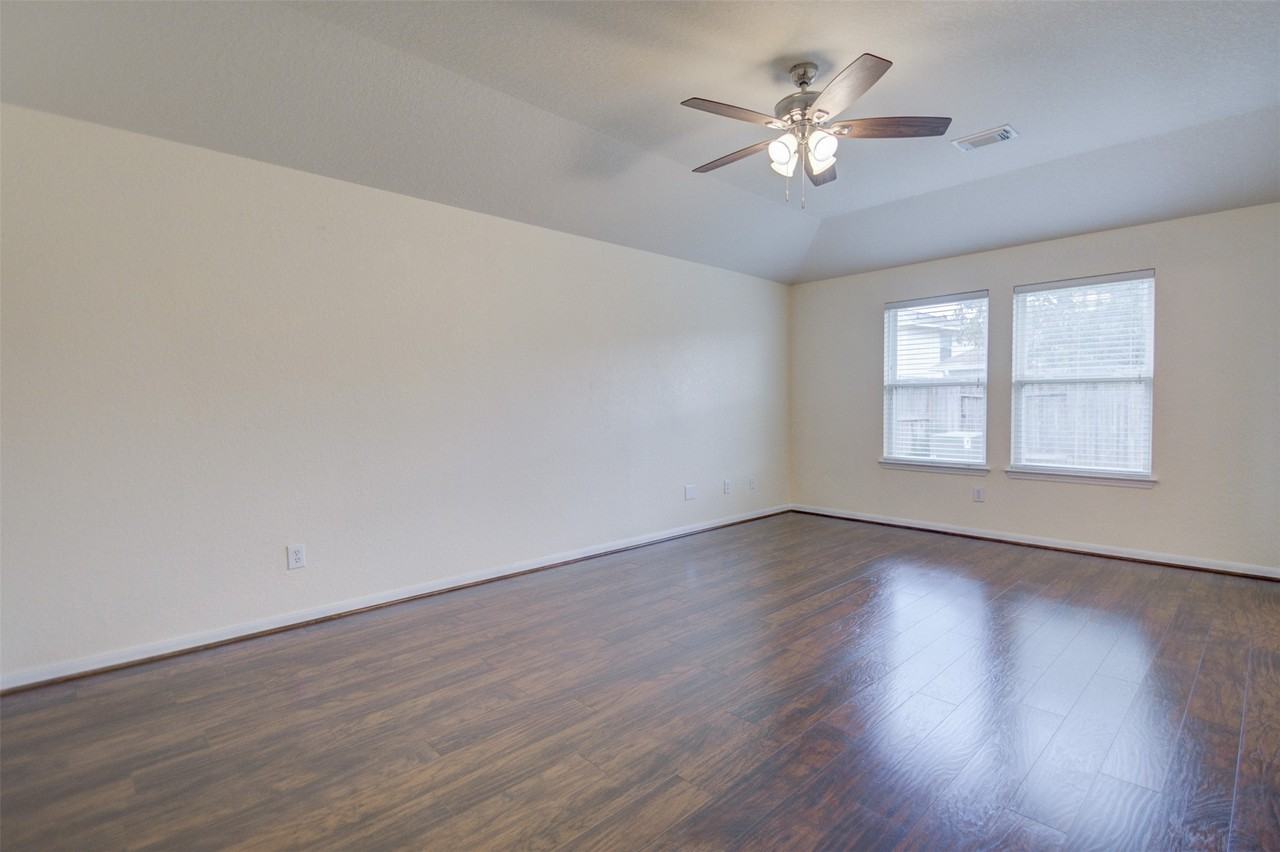 17523 Cypress Orchard Ln #17523 - Photo 5 of 21