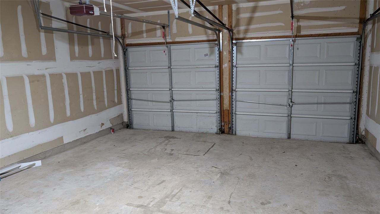 5016 Barlow Dr #5016 - Photo 6 of 22