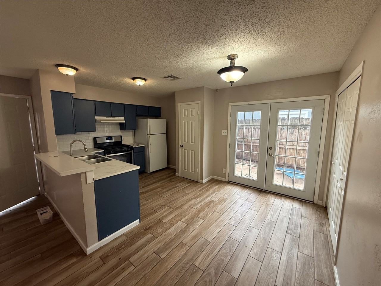 1802B Nicole Cir #1802B - Photo 3 of 9