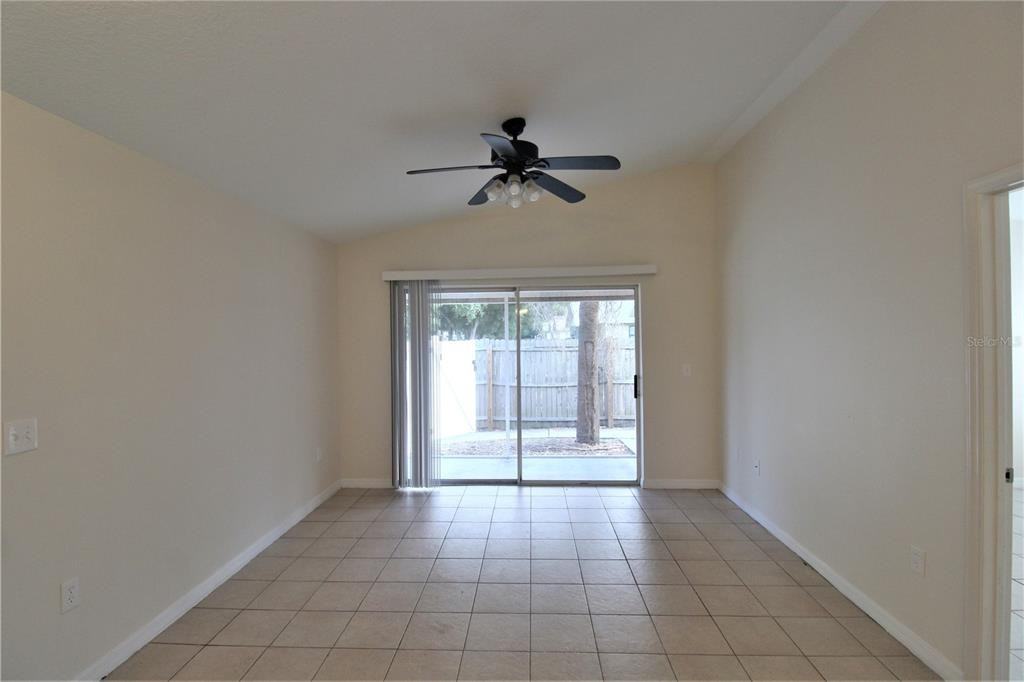 867 Ponder Ave #867 - Photo 2 of 12