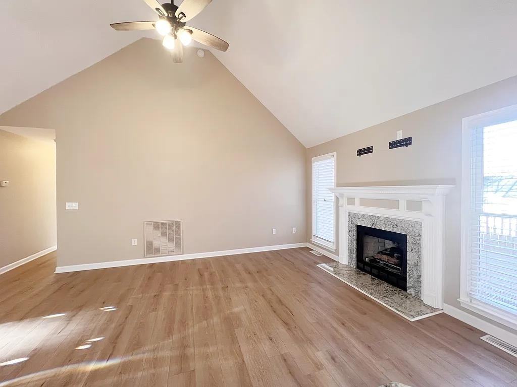 210 Torrey Ct #1 - Photo 6 of 25