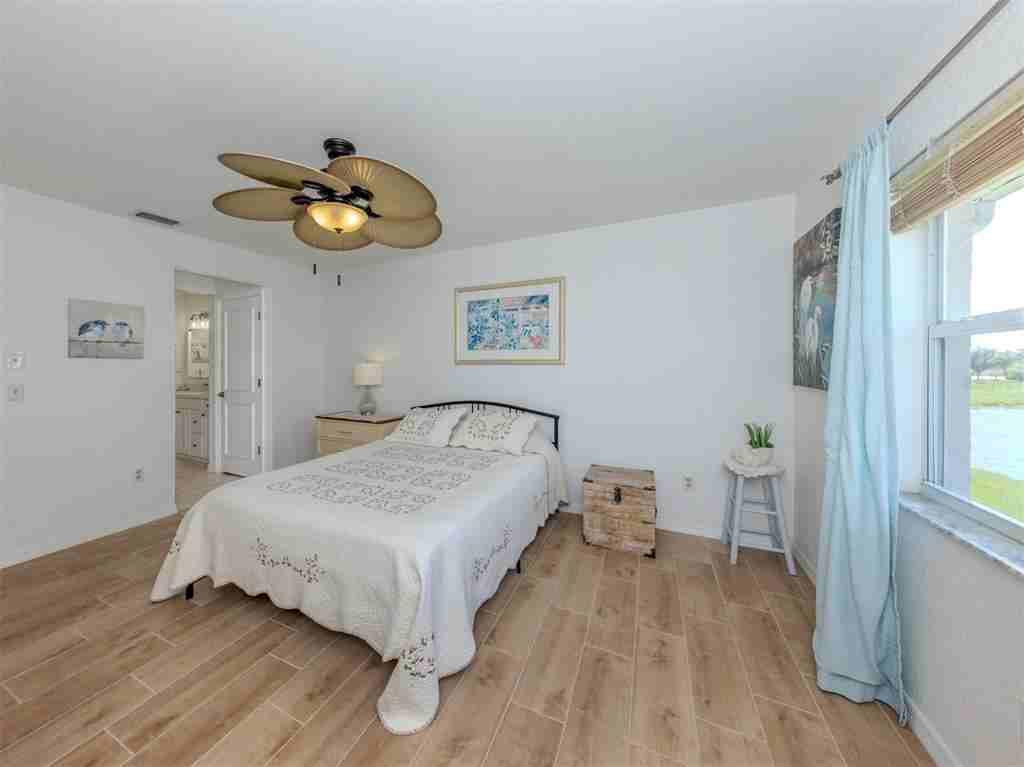 26333 Nadir Rd #26333-105 - Photo 5 of 50