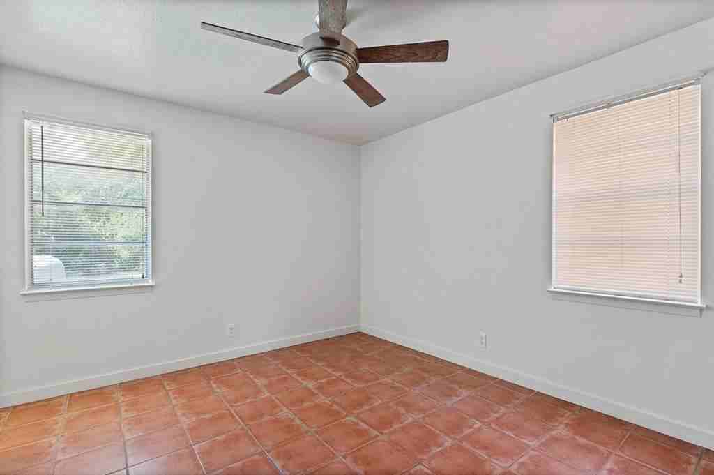 1424 Phillips St #1424 - Photo 5 of 24