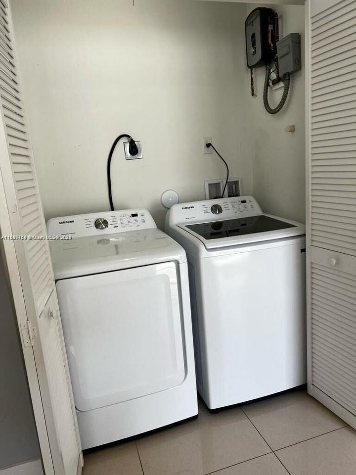 Gladeview #1740-2 - Photo 7 of 8