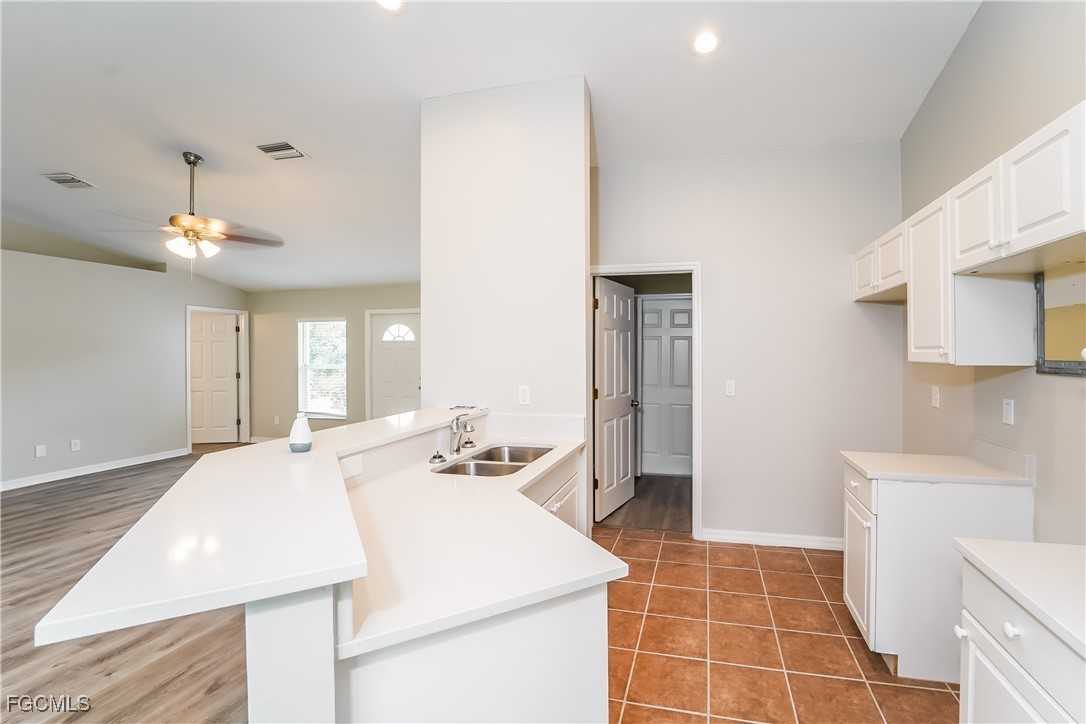 4200 Polynesia Rd #4200 - Photo 4 of 16