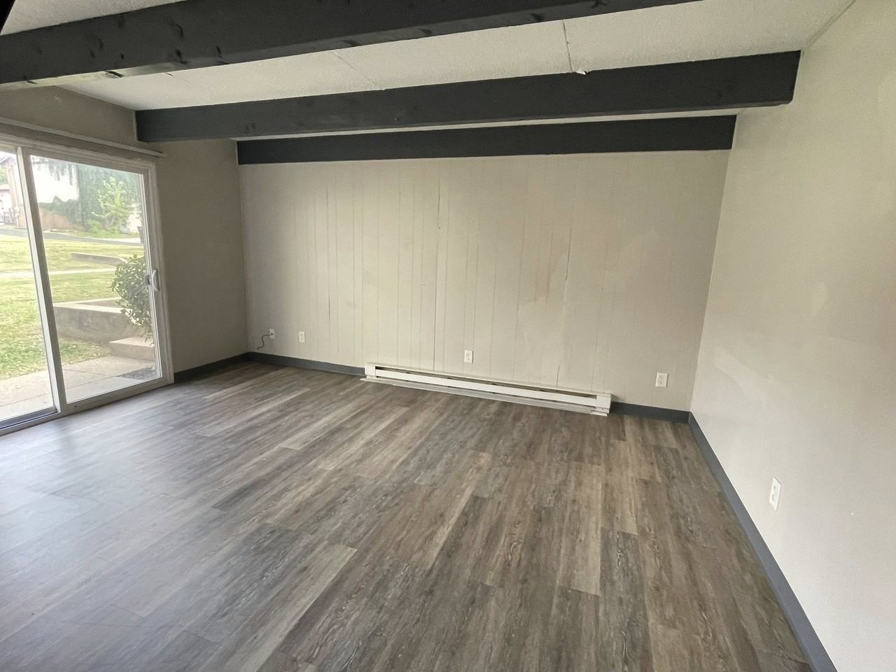 816 Orchard St #6 - Photo 3 of 5