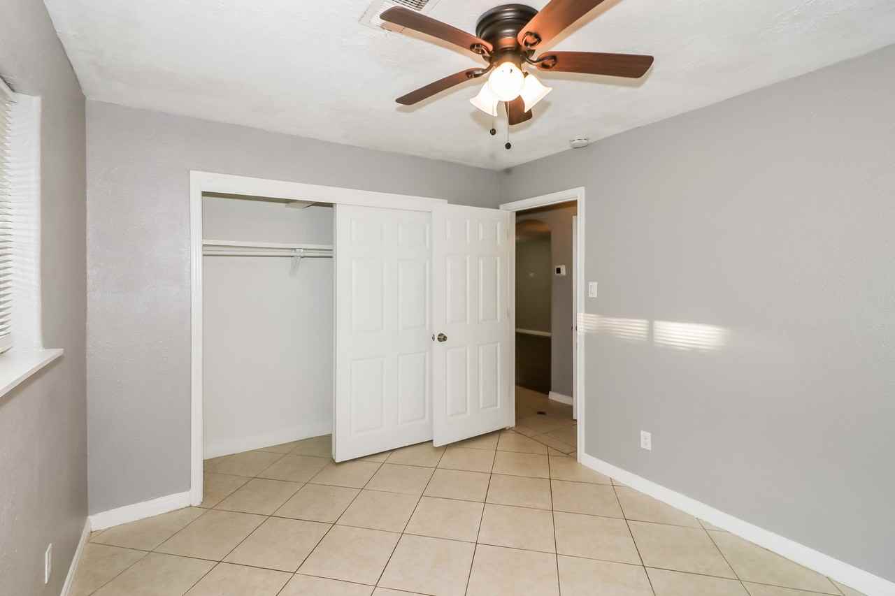 1303 W Phillips St #1303 - Photo 3 of 15