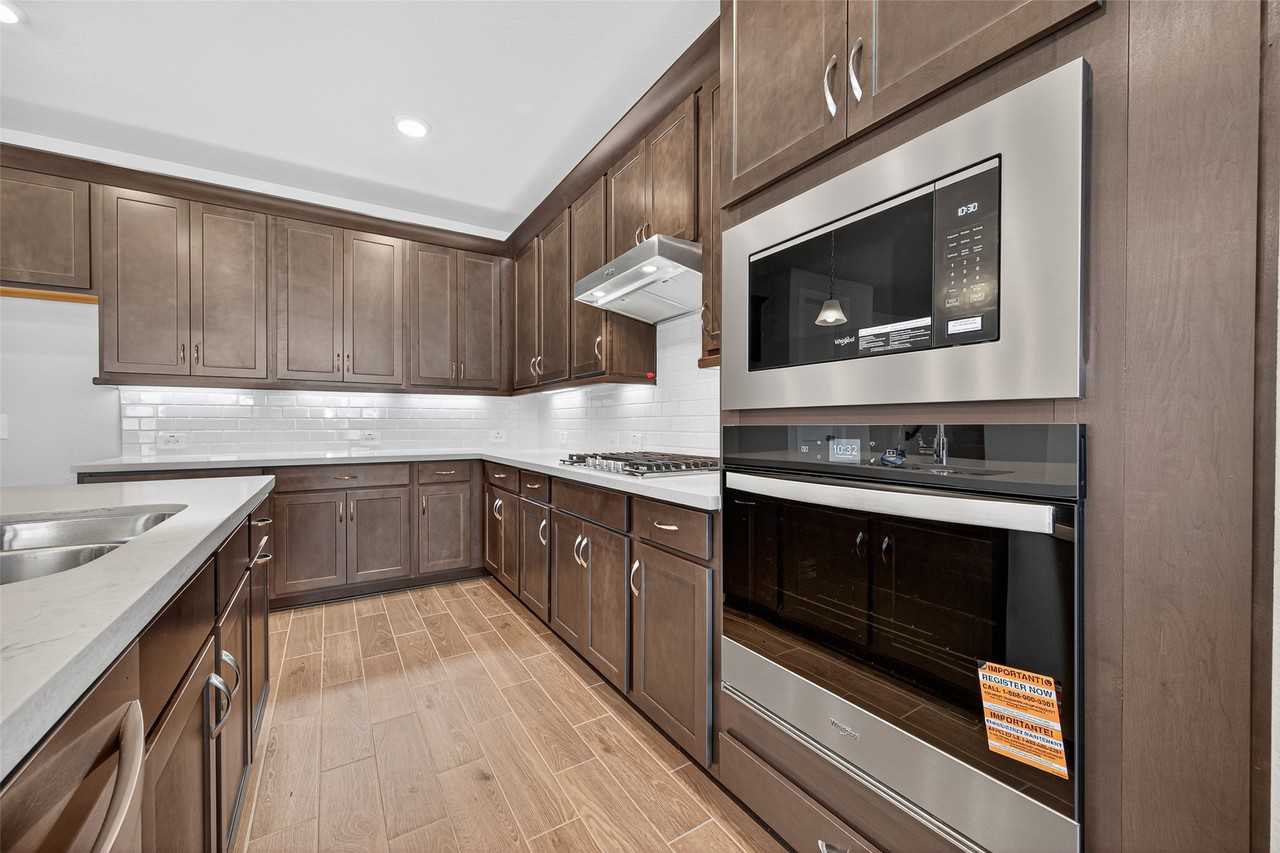 24114 Blooming Daisy Cir #24114 - Photo 2 of 42