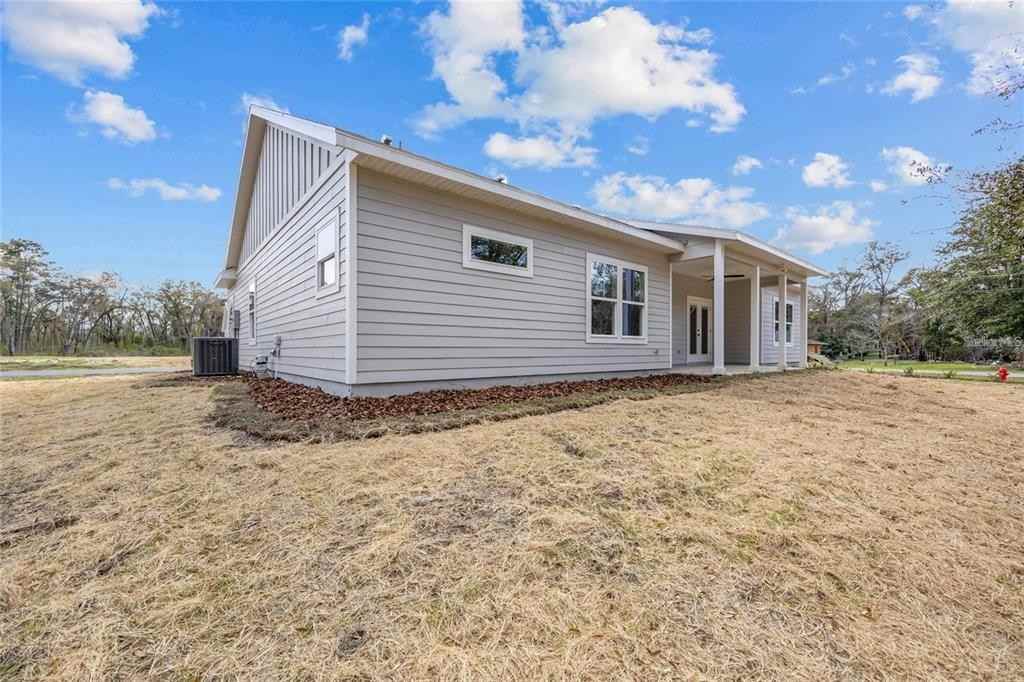 601 Fisher Dr #601 - Photo 5 of 29