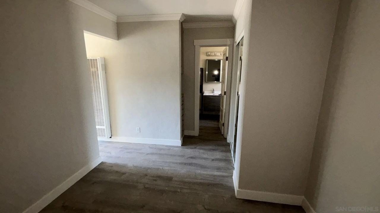 297 S Mollison Ave #297 - Photo 2 of 13