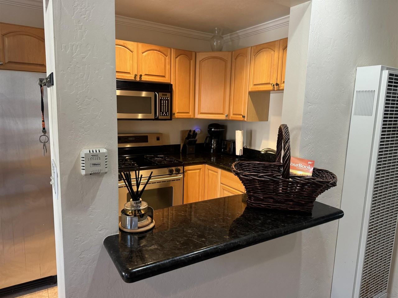 215 Bonair St #215-8 - Photo 6 of 34