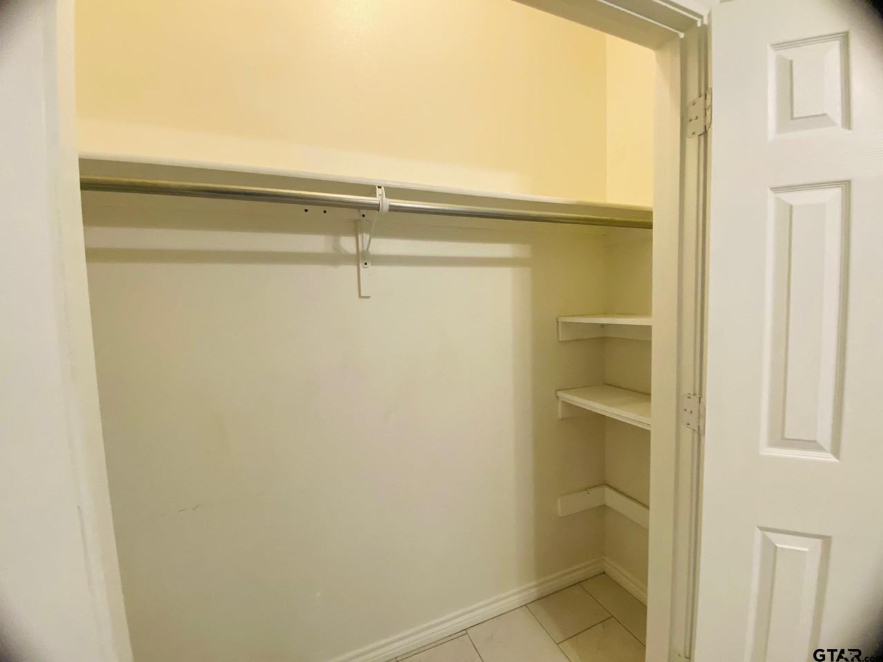 19586 Fm 2493 #19586 - Photo 2 of 15