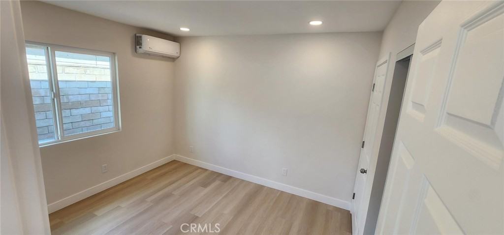 3168 Sanchez St #3168B - Photo 3 of 6