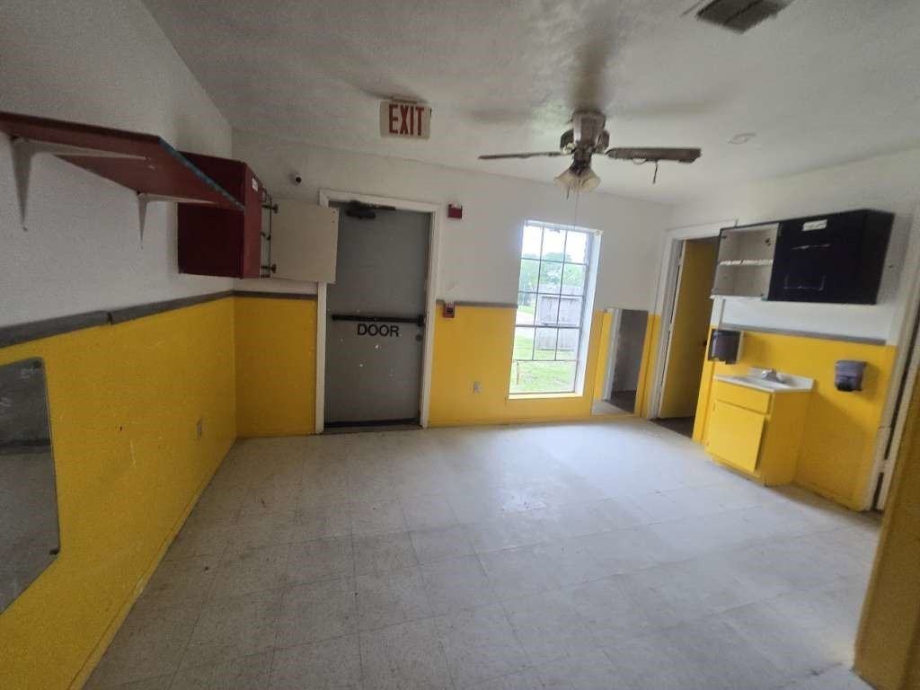 830 Stonyridge St #830 - Photo 6 of 16