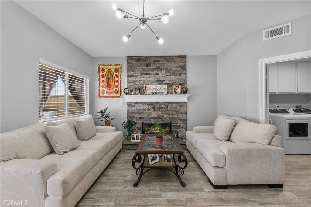 4325 Serene Ave #4325 - Photo 7 of 44