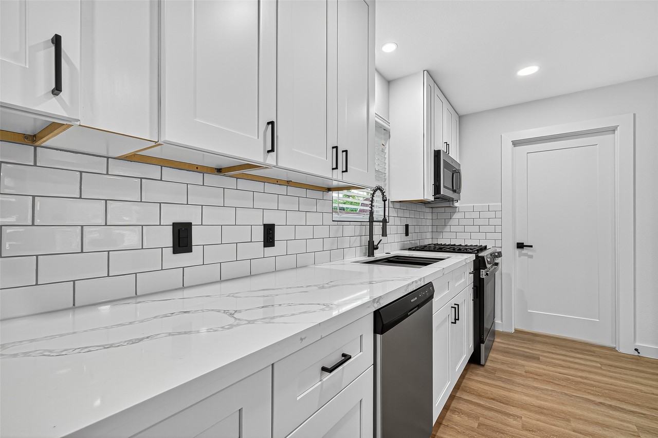 7131 Mobud Dr #7131 - Photo 4 of 22