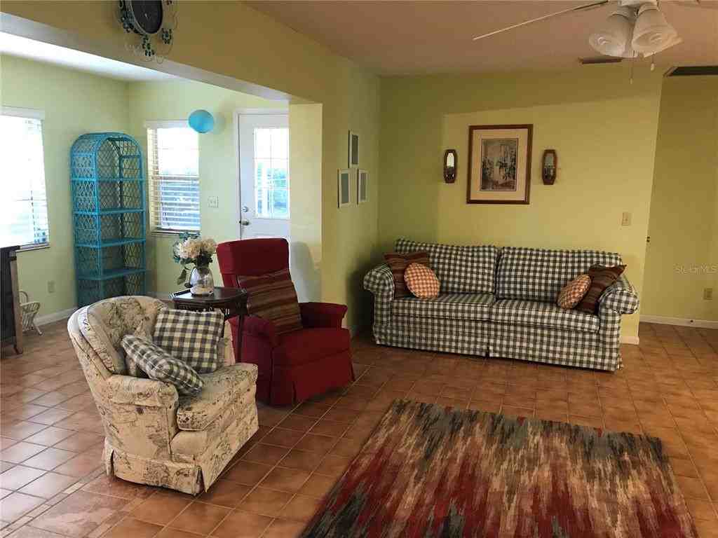 9257 Sw 82nd Ter #9257H - Photo 5 of 36