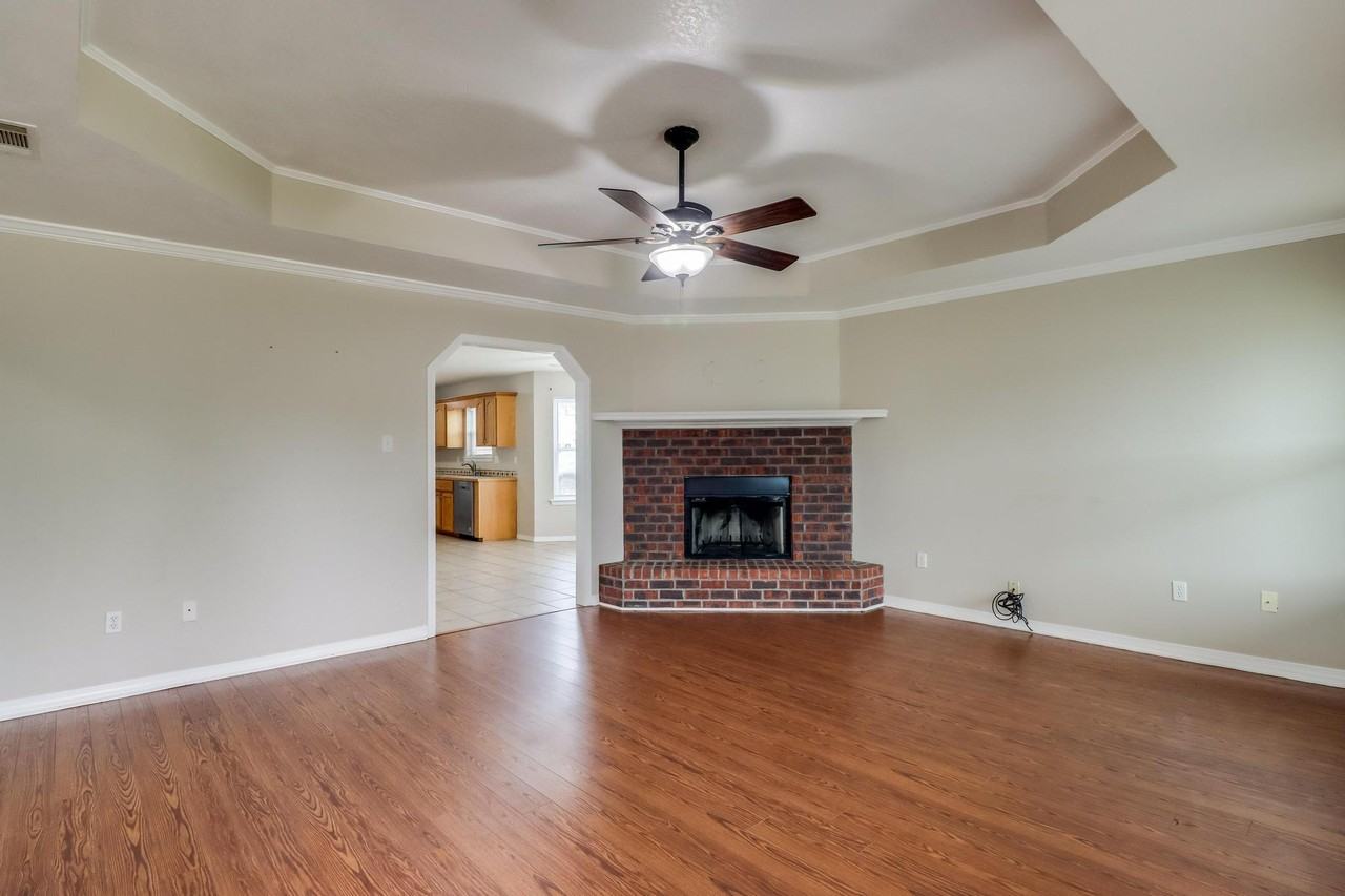 8709 Palmetto Dr #1 - Photo 3 of 18