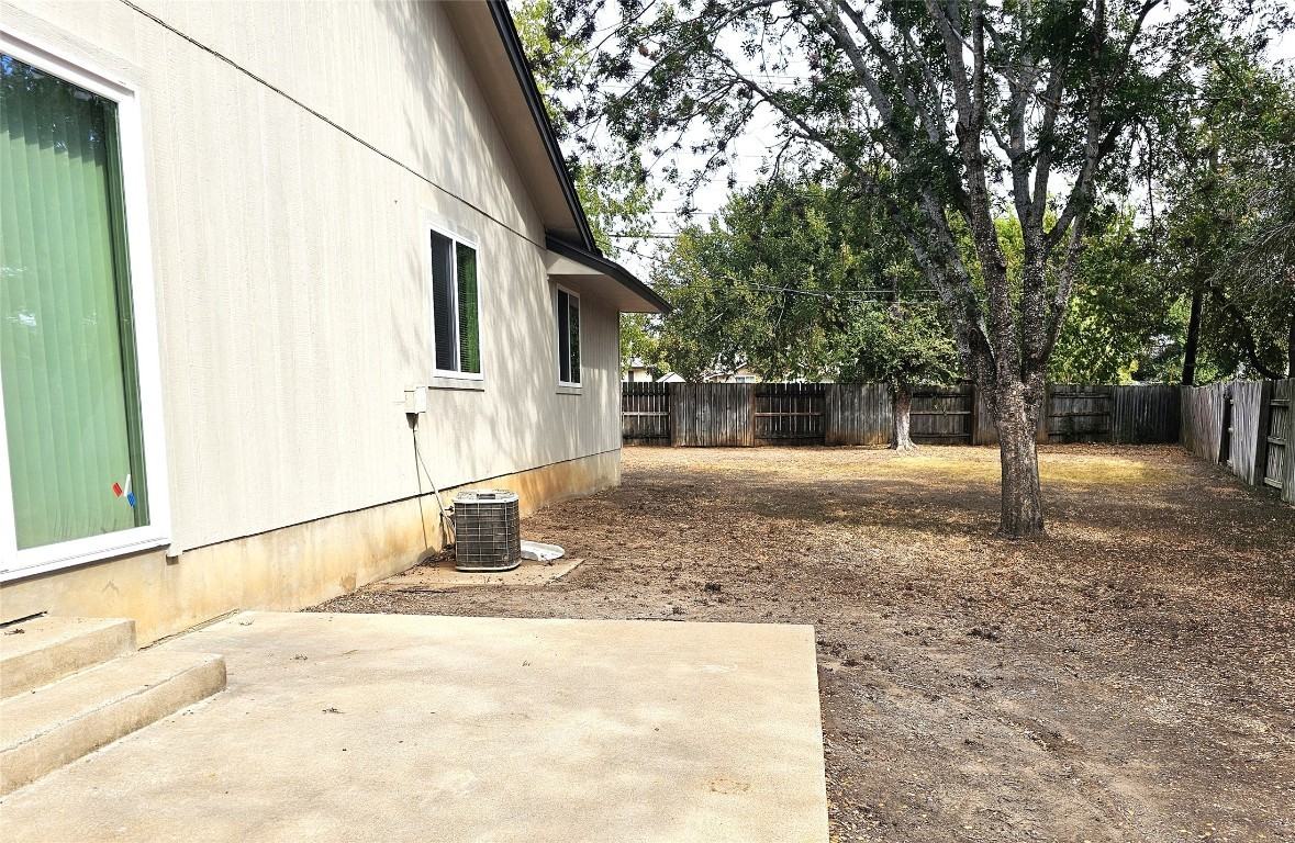 1747 Horseshoe Cir #1747 - Photo 7 of 20