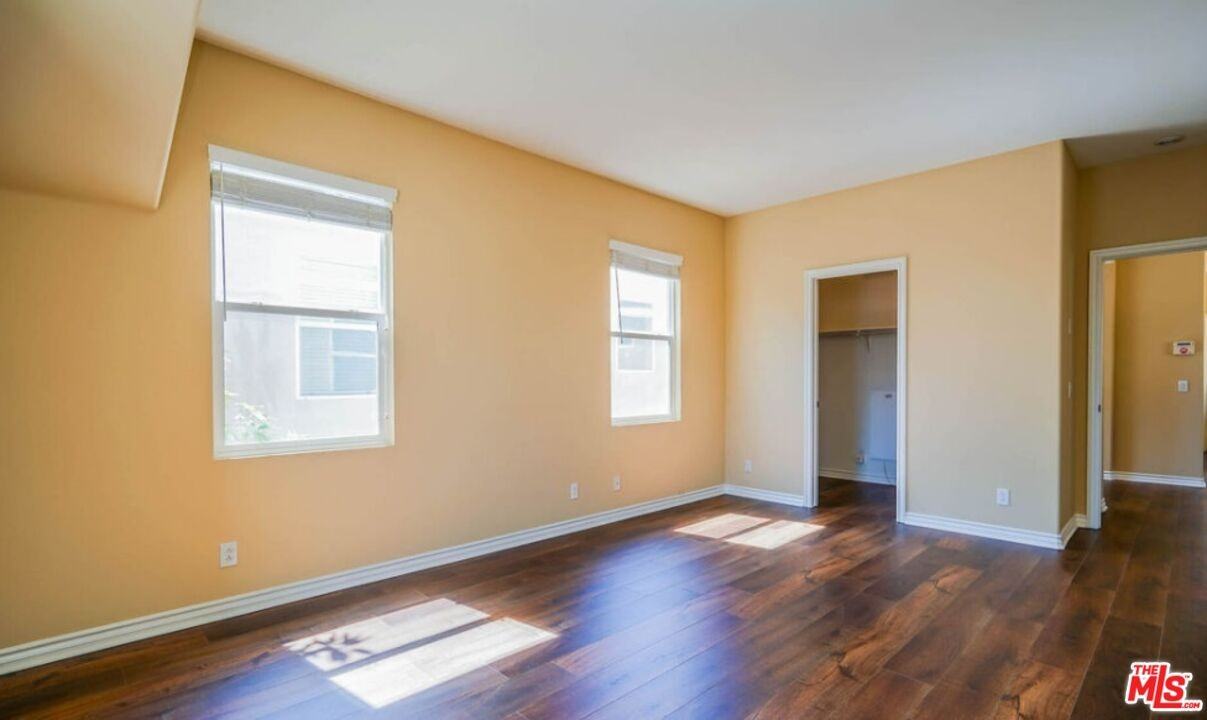 1241 Ivy Ter #1241 - Photo 7 of 13