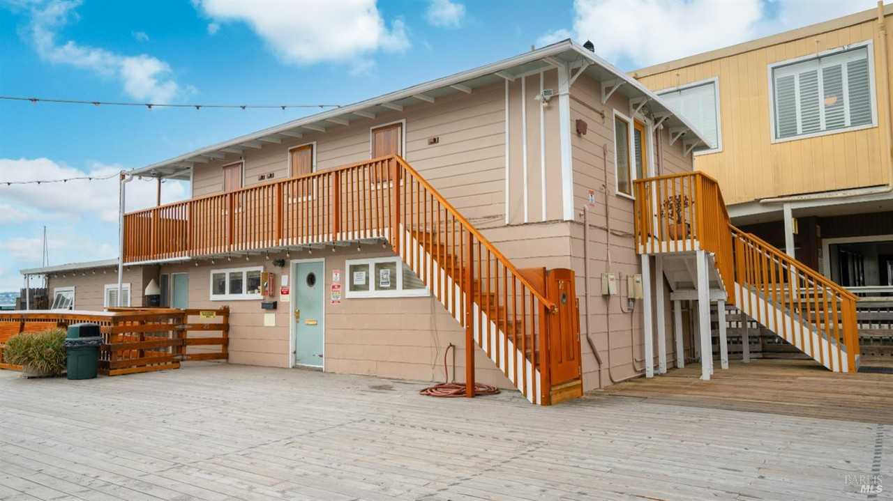 21 Main St #21F - Photo 6 of 24