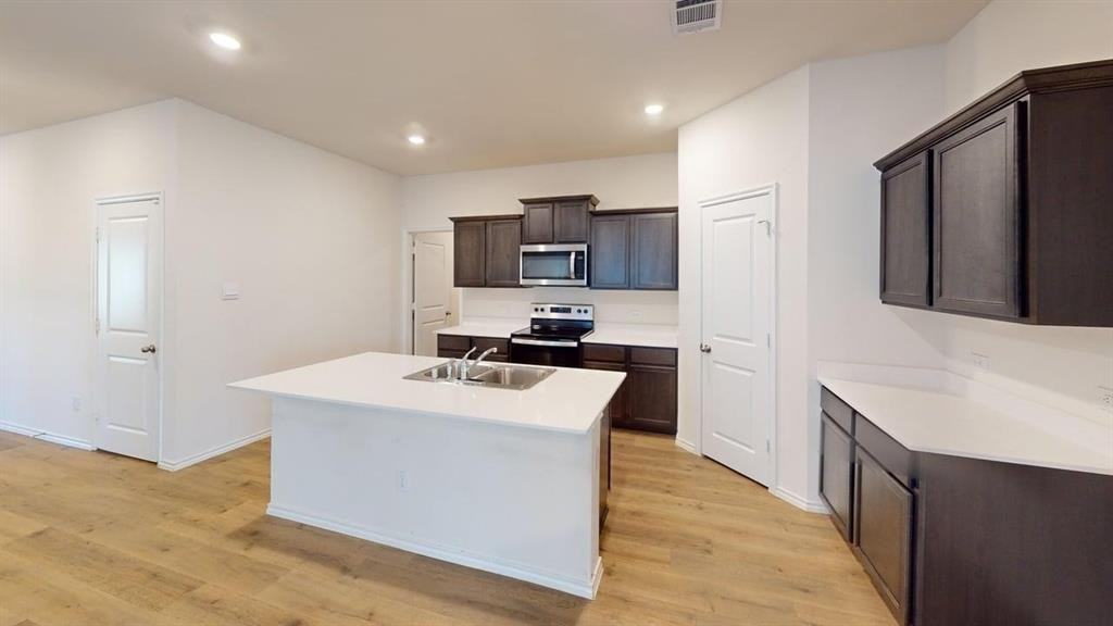 13128 Southhaven Way #13128 - Photo 7 of 25