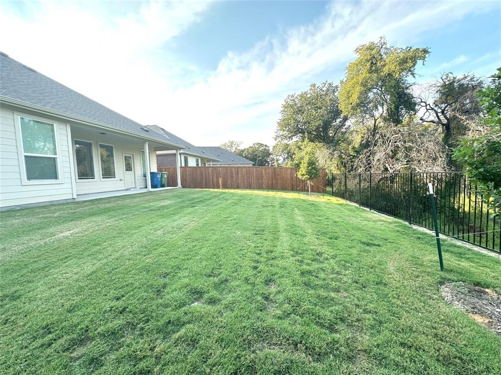 1916 Monchino Pl #1916 - Photo 7 of 21