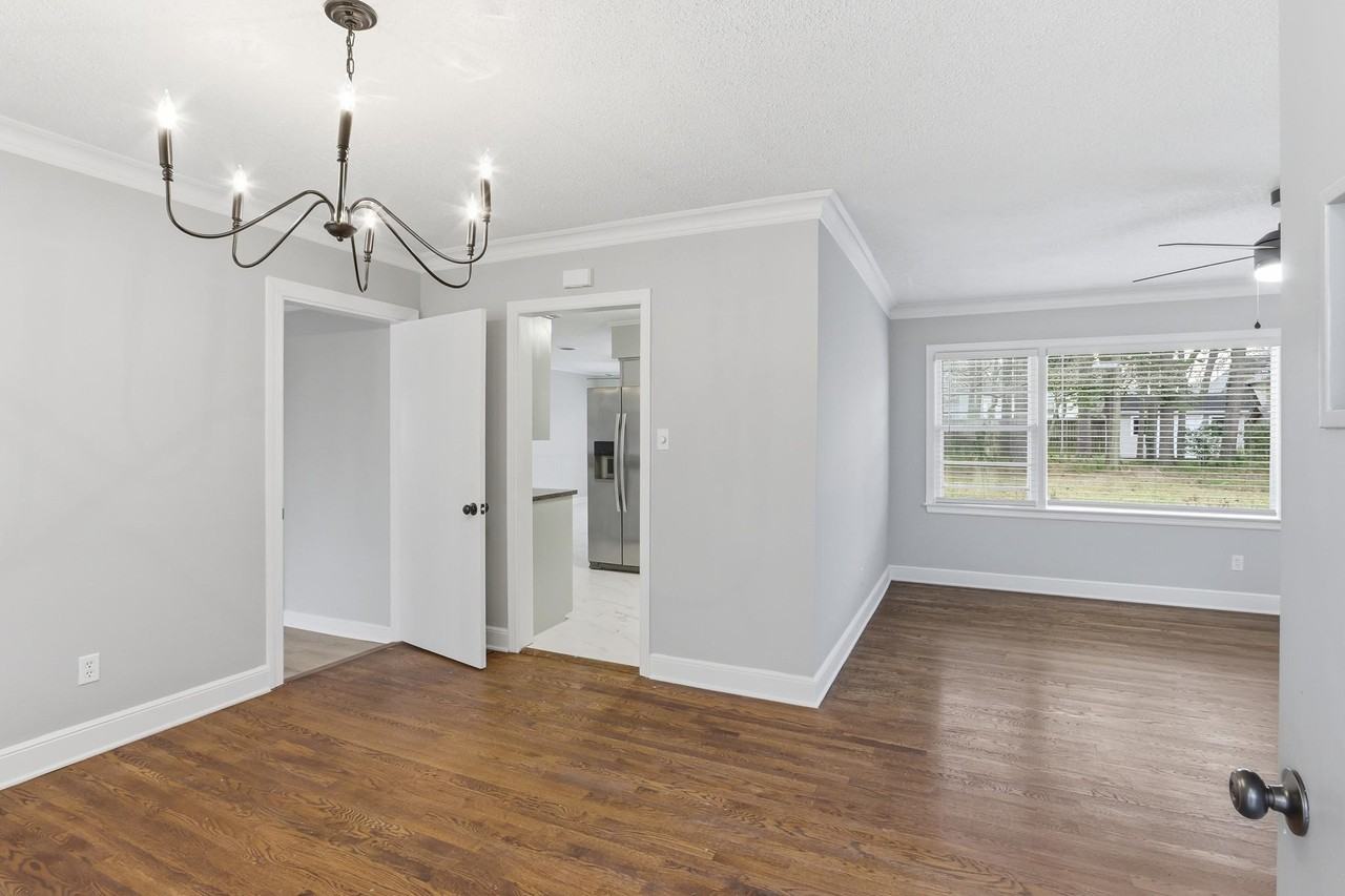 4573 Charleswood Ave #1 - Photo 3 of 42
