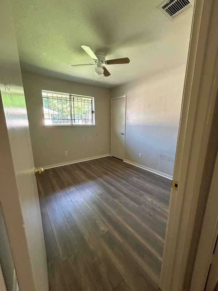 7223 Valmont Dr #7223 - Photo 3 of 12