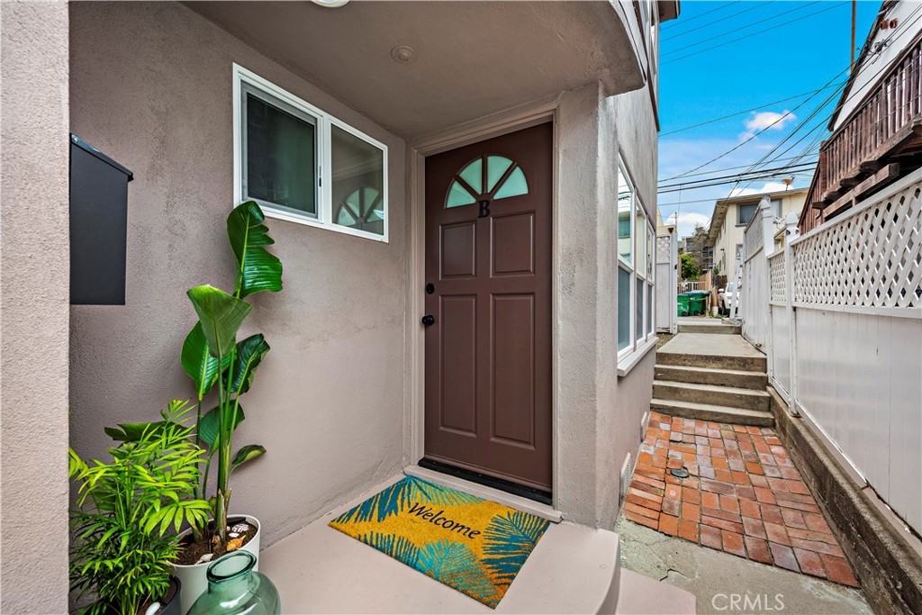 432 N Coast Hwy #432B - Photo 7 of 17