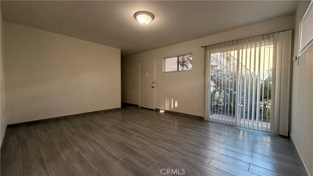 908 S Marguerita Ave #908-1 - Photo 6 of 11