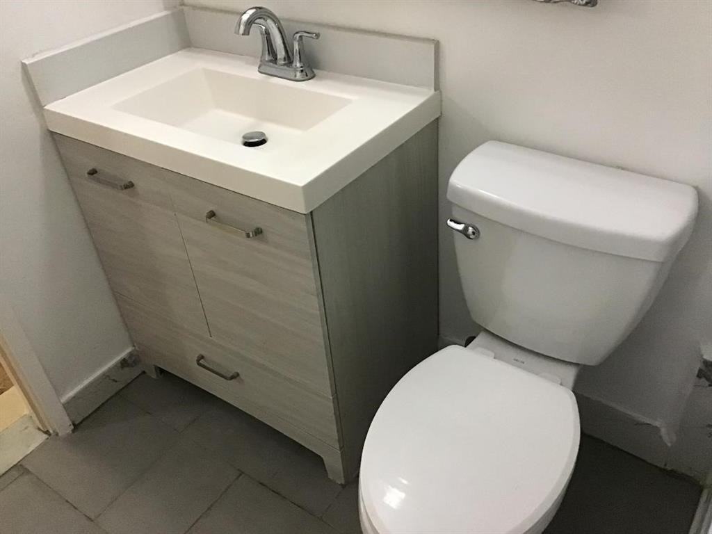 5641 Sw 2nd Ct #5641-212 - Photo 6 of 18