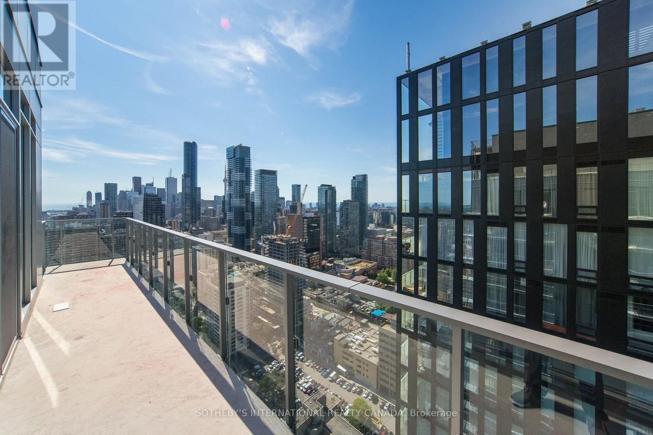 50 Wellesley Street East #PH10 - Photo 5 of 20