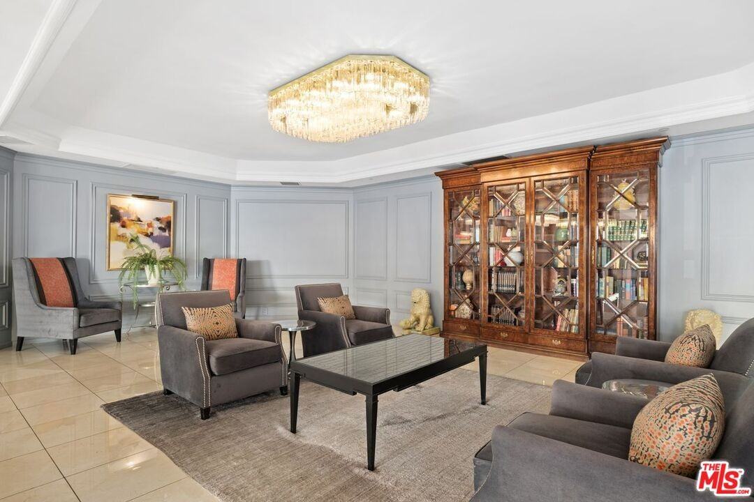 10660 Wilshire Blvd #10660-101 - Photo 5 of 19