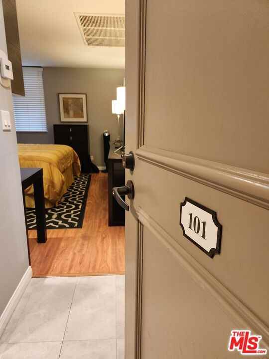 10660 Wilshire Blvd #10660-101 - Photo 6 of 19