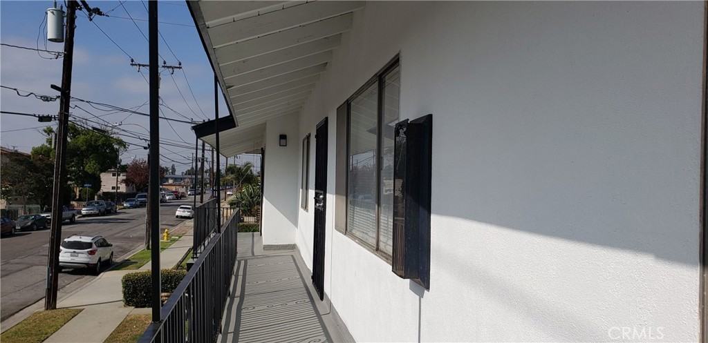 901 Carob Way #901E - Photo 5 of 10