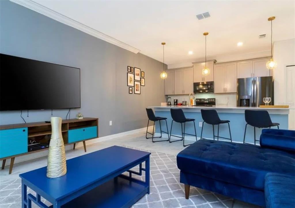 984 Leader St #984 - Photo 4 of 6