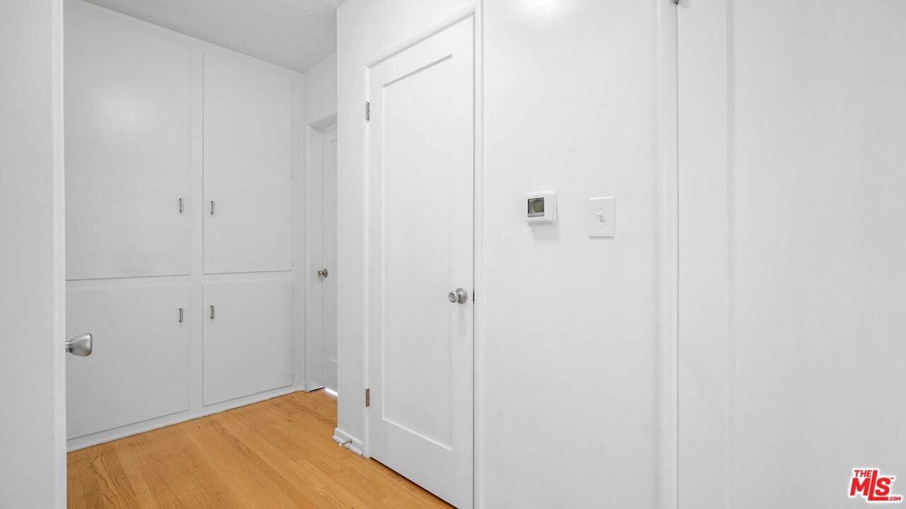 5320 W 57th St #5320 - Photo 2 of 23