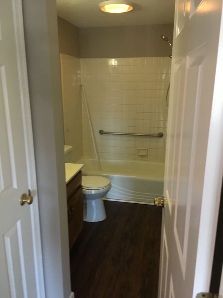 327 N. Pine Ave - Photo 7 of 17