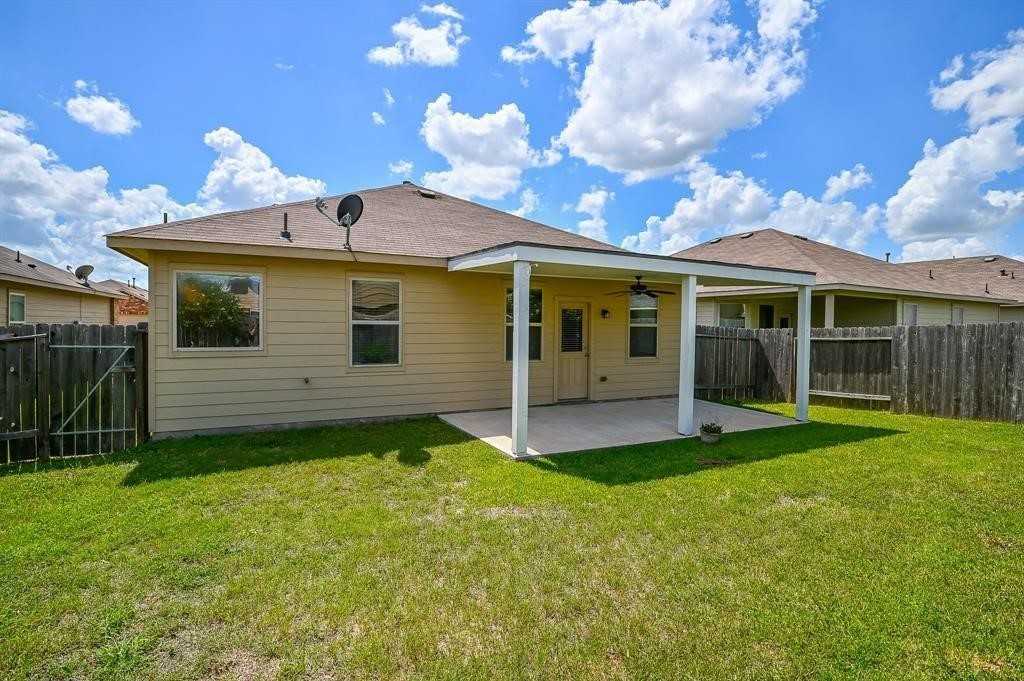 5502 Floral Valley Ln #5502 - Photo 5 of 27