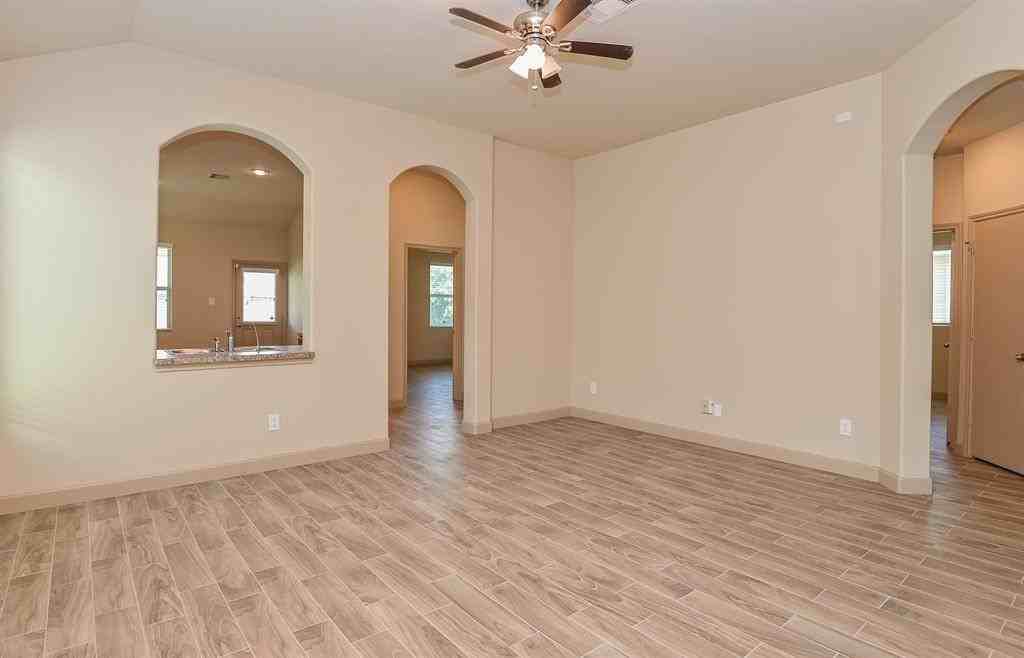 5502 Floral Valley Ln #5502 - Photo 7 of 27