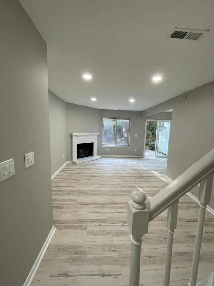 22257 River Walk Rd - Photo 2 of 33